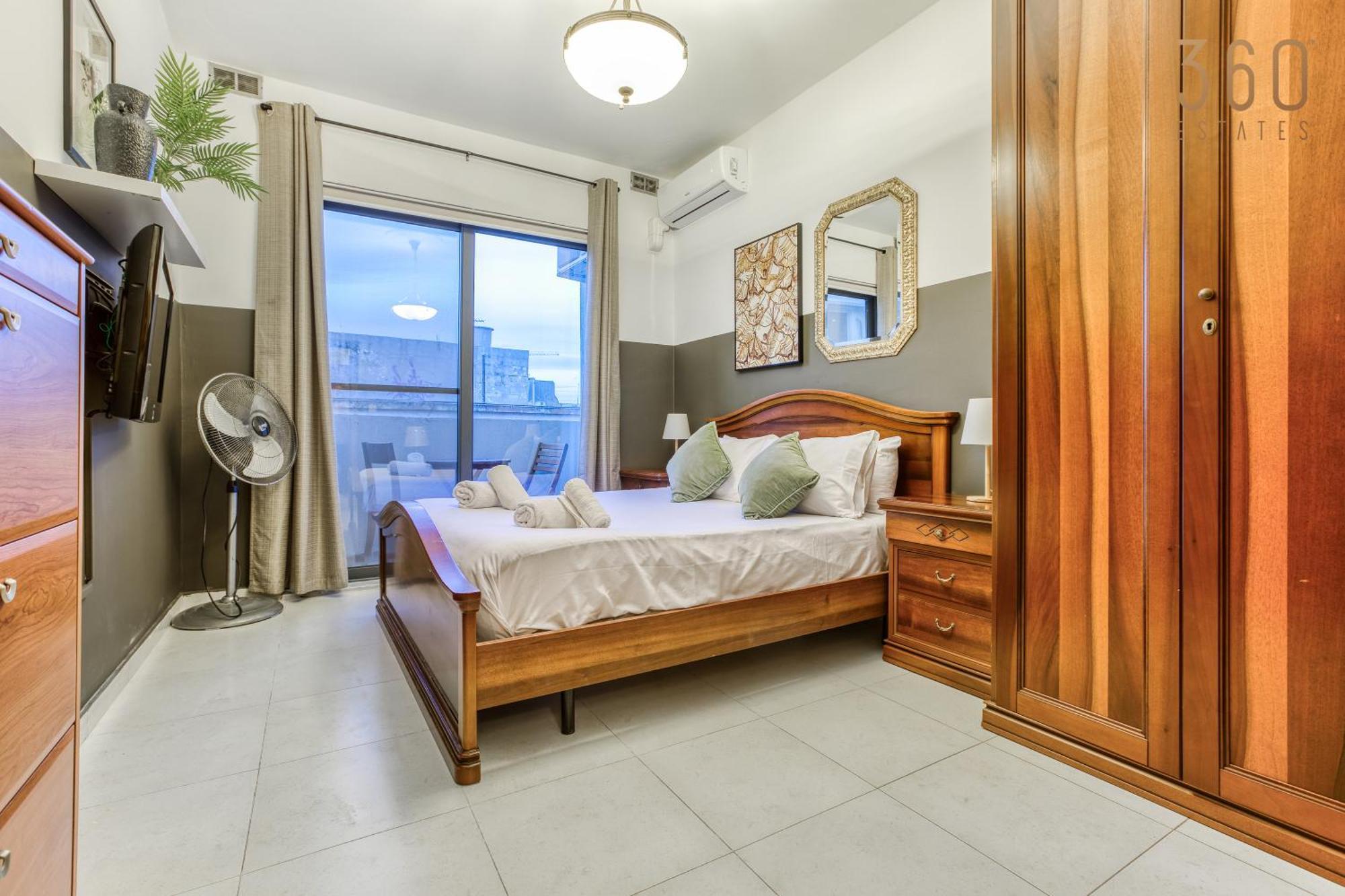 A Comfortable Apartment In The Heart Of Paceville Bt 360 Estates Saint Julian's Exterior photo