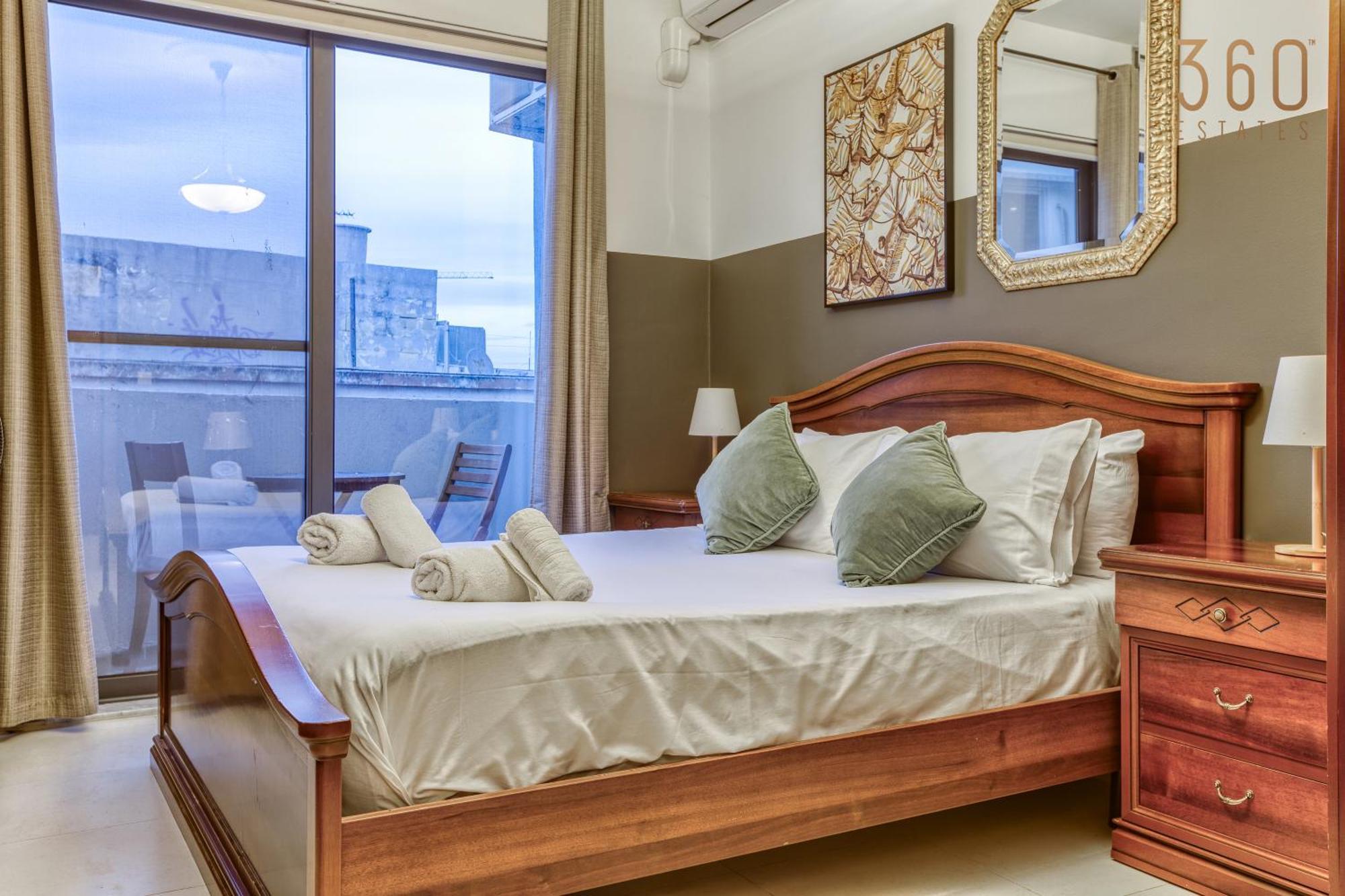 A Comfortable Apartment In The Heart Of Paceville Bt 360 Estates Saint Julian's Exterior photo